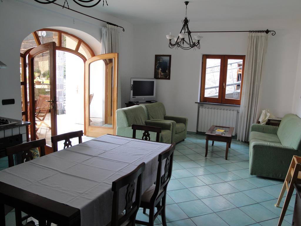 Olga'S Residence Relais Nerano Zimmer foto